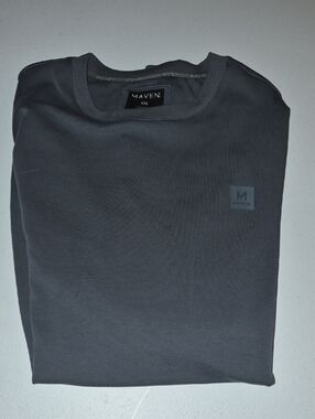 Maven Crewneck Sweatshirt in Charcoal